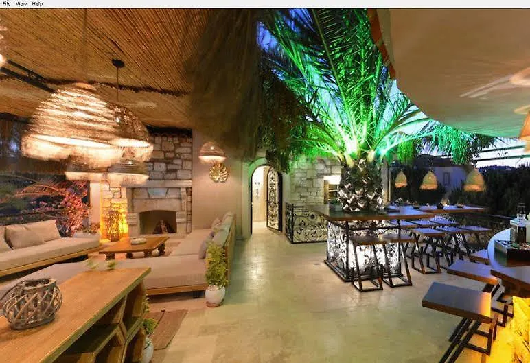 Alaçatı Aura Plus İzmir Otel