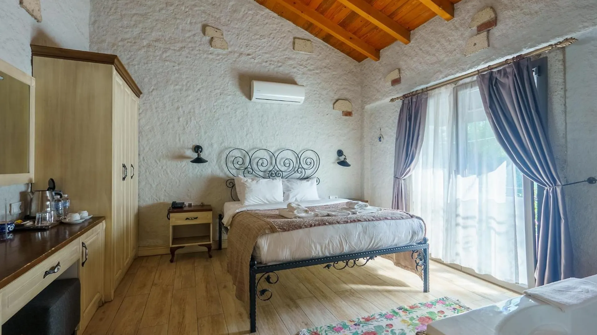 Alaçatı Aura Plus İzmir Otel